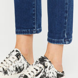 Eleanor Slim Straight Jean (Kan Can)
