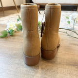 Dagny Boot (MIA)