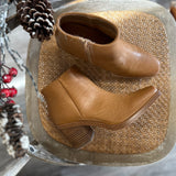 Velta Ankle Boot