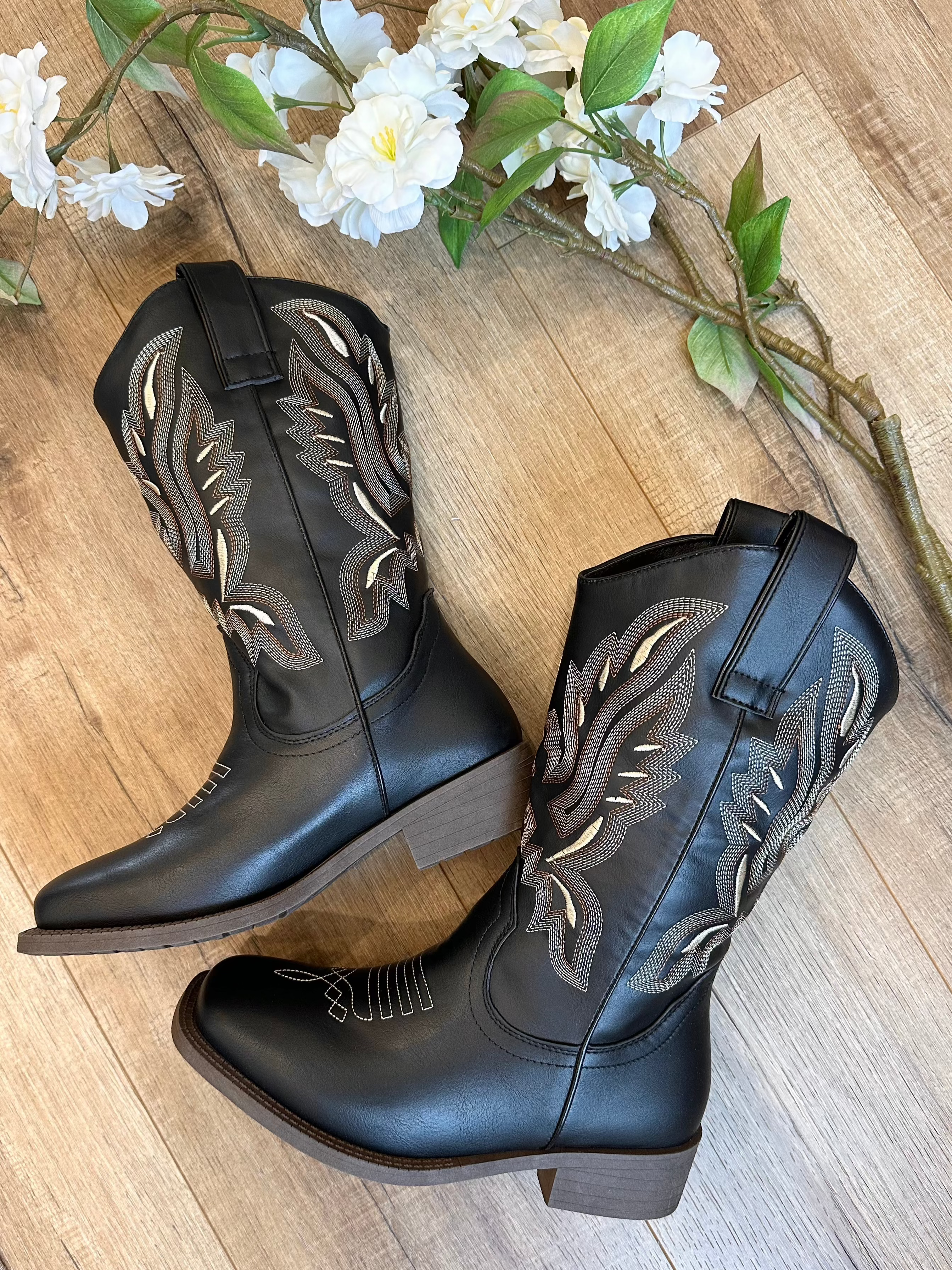 Shania Square Toe Cowboy Boot