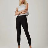 Core Jogger (7 Diamonds)
