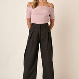 Deep Pleated Wide Leg Pant