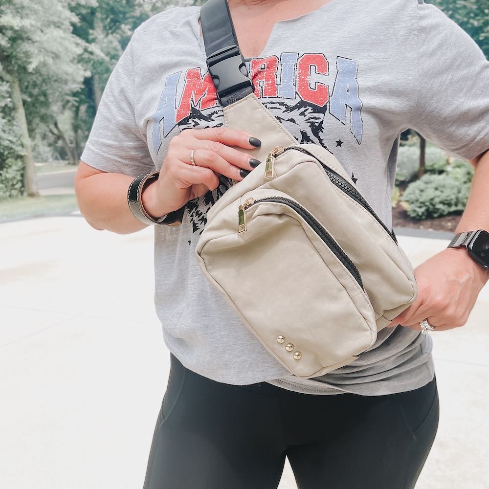 PRETTY SIMPLE Tuscany Sling Bag