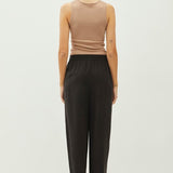 Slightly Cropped Drawstring Pant