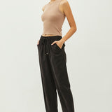 Slightly Cropped Drawstring Pant