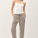 Slightly Cropped Drawstring Pant