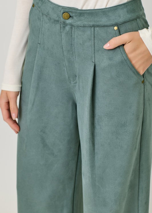 Easily Suede Trouser