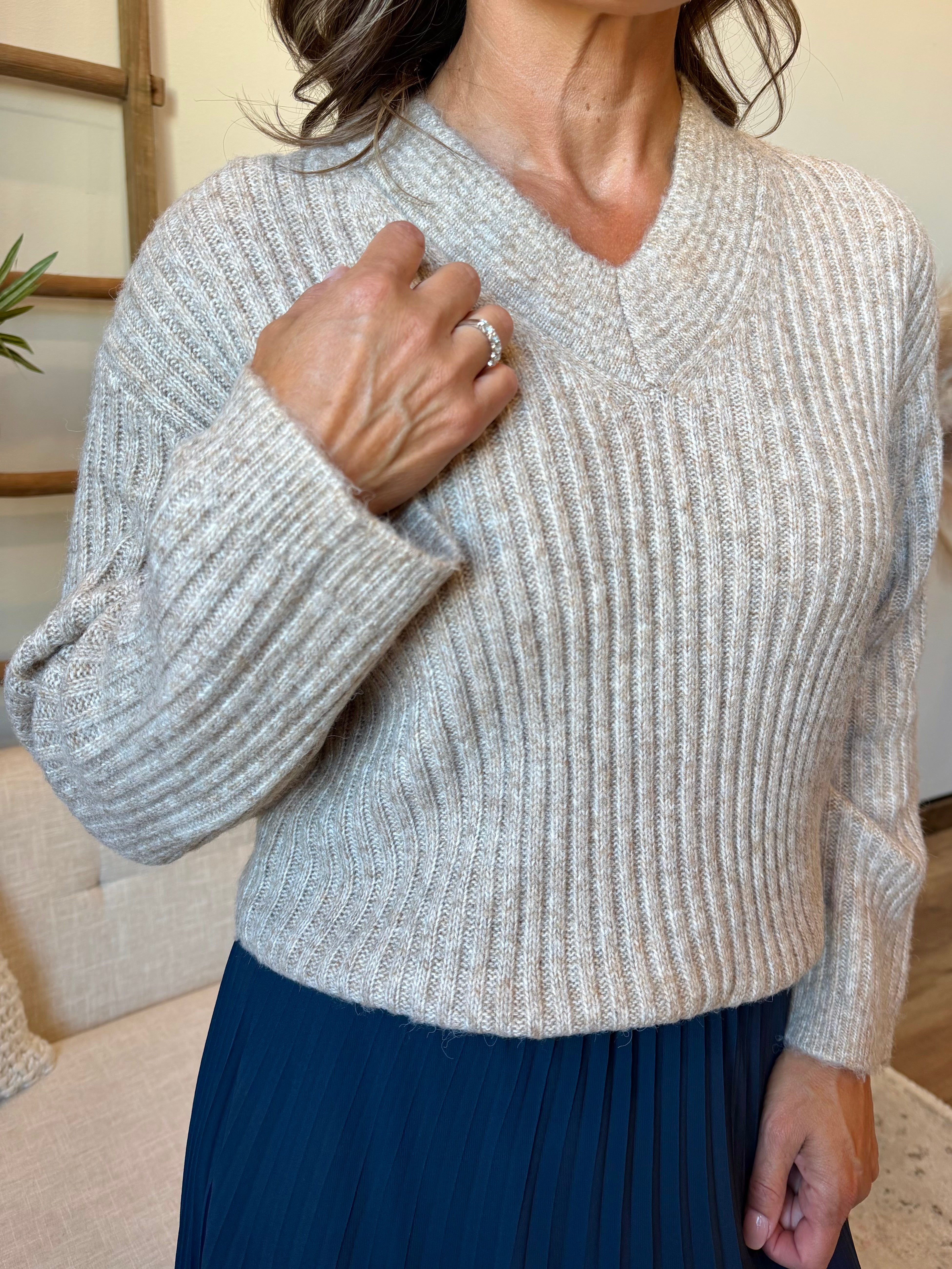 V Neck Sweater Top (Dex)