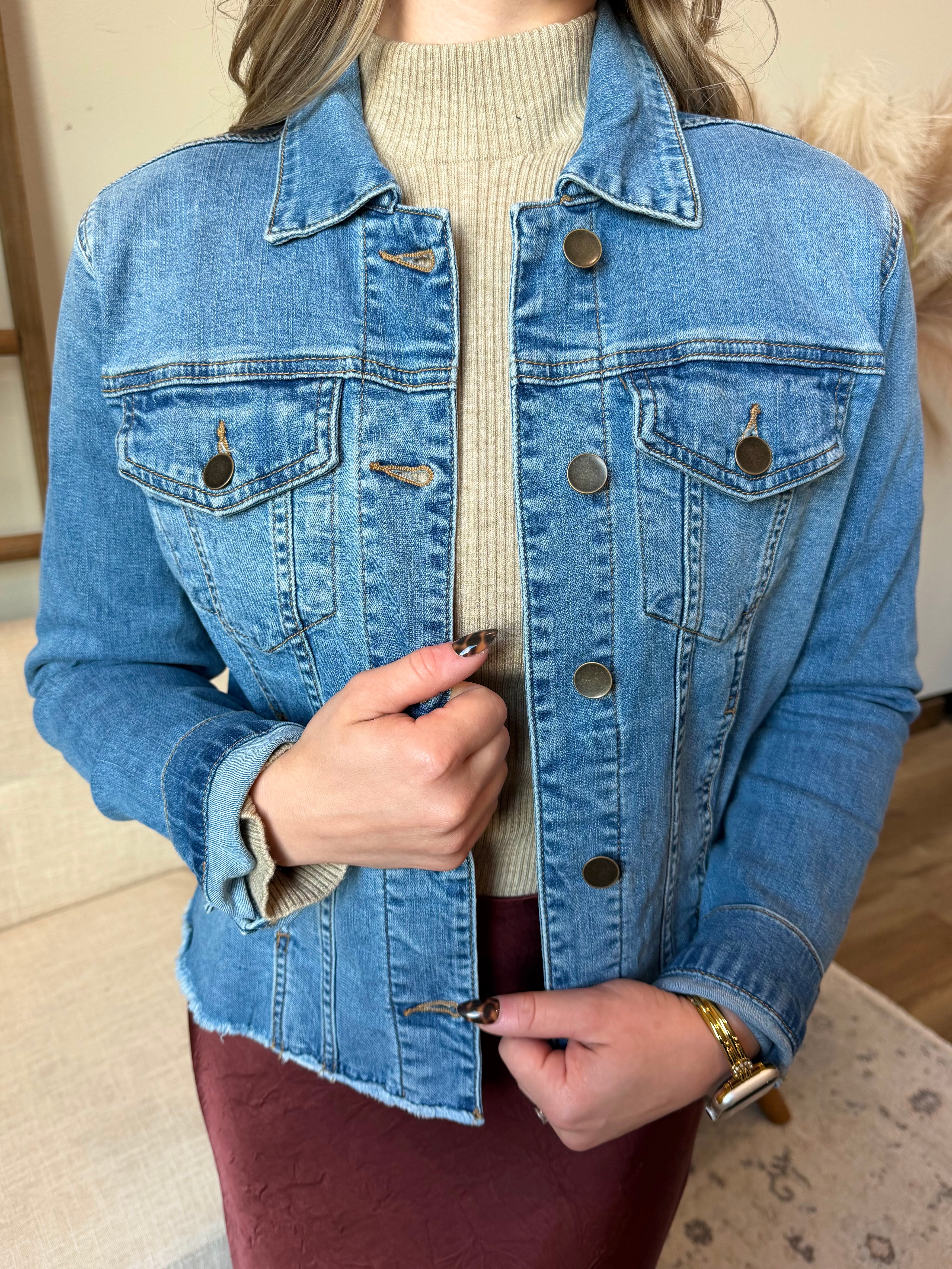 Julia Crop Jacket w/Drop Shoulder (KUT)