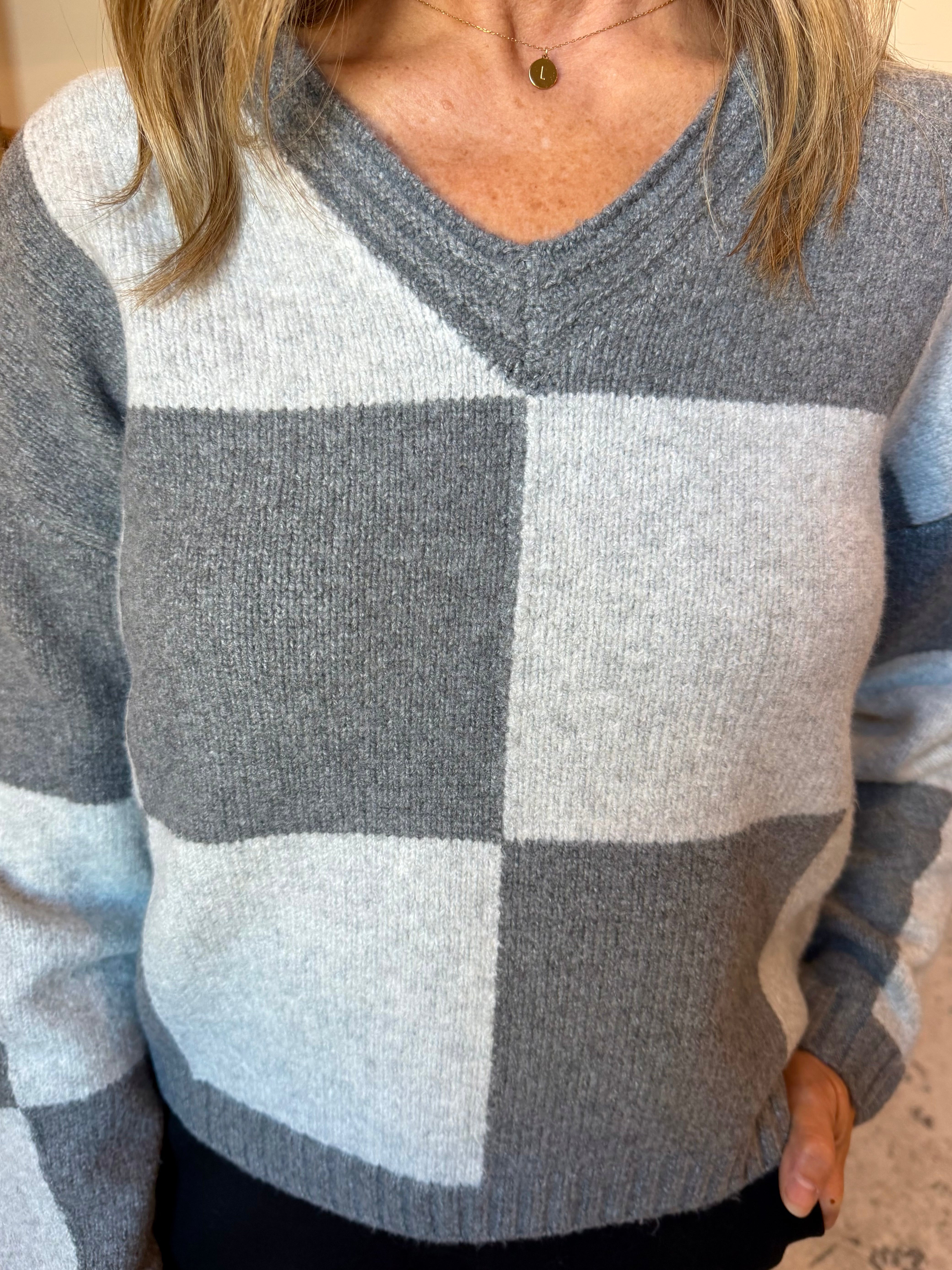 V Neck Colorblock Sweater (Dex)