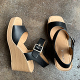 SODA "Lasso" Platform Sandal