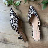 Javana V Cut Kitten Heel