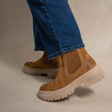 Indwelt Chelsea Suede Boot (ROAN)