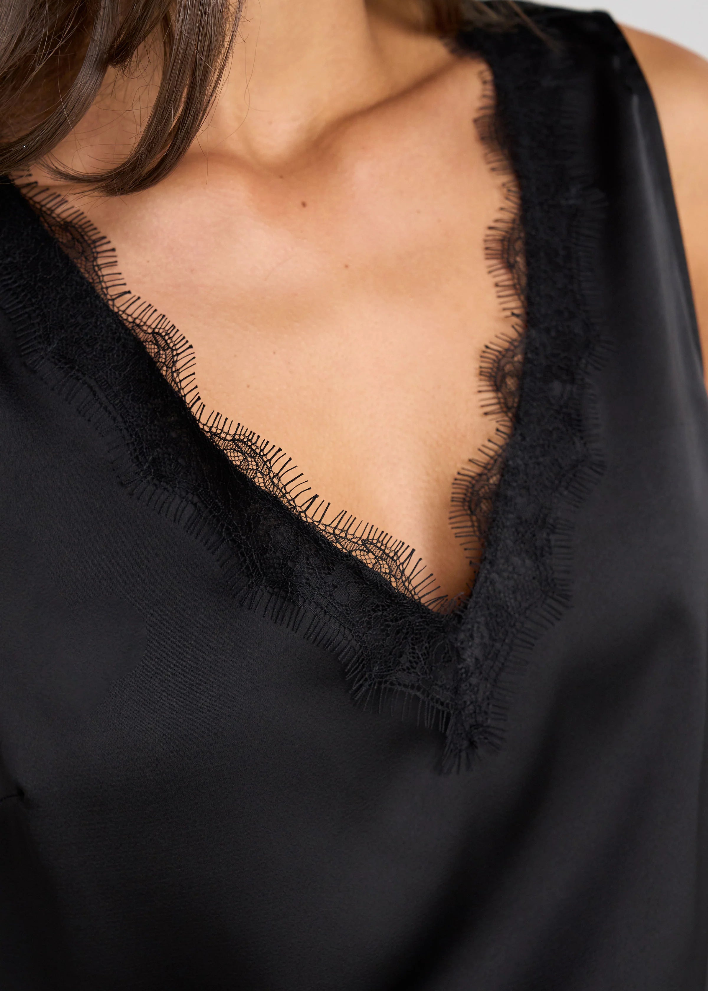V Neck Woven Tank w/ Lace Trim (Liverpool)