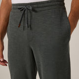 Shoreline Jogger (7 Diamonds)