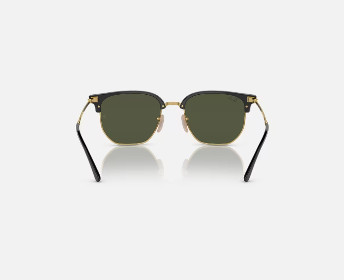 RAY-BAN New Clubmaster Sunglasses (Black on Arista w/ Green)