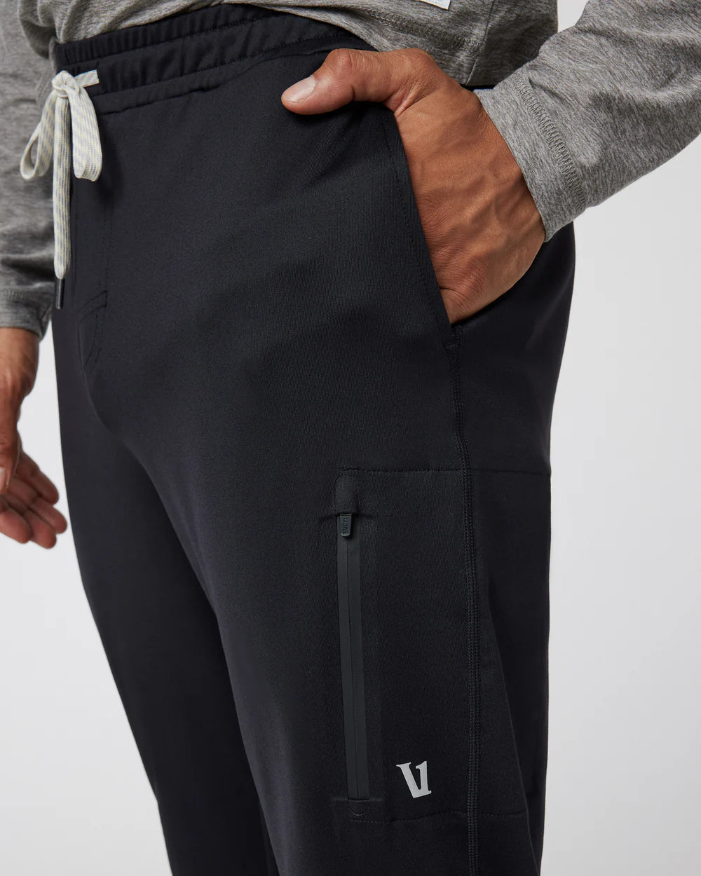 Sunday Performance Jogger (Vuori)