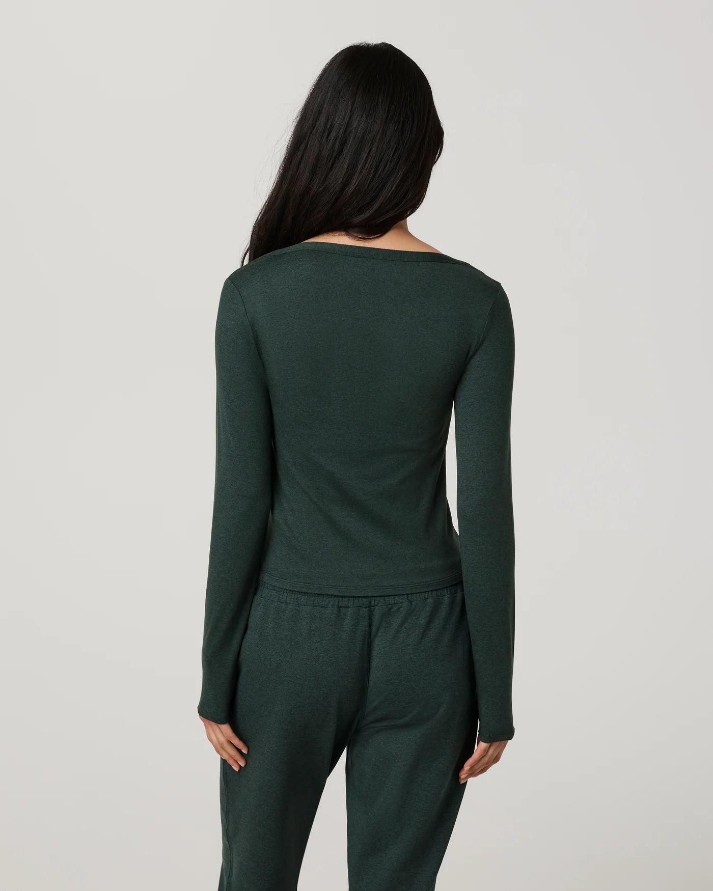 L/S Halo V-Neck Cardigan (Vuori)