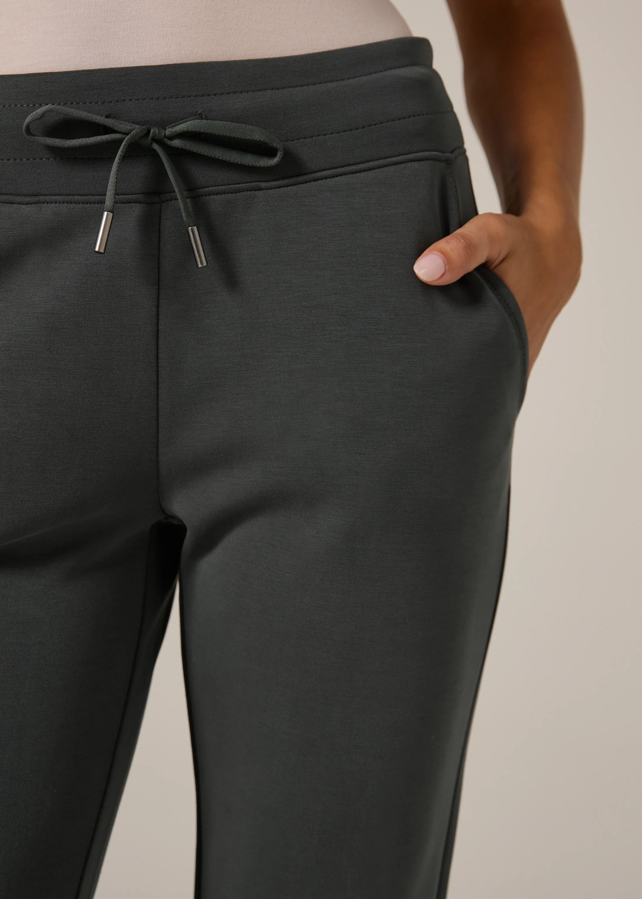 1 REV Jogger (7 Diamonds)