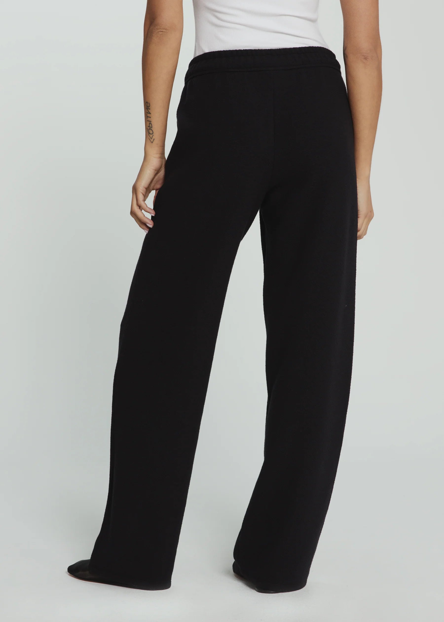1 Ellis Wide Leg Pant (7 Diamonds)