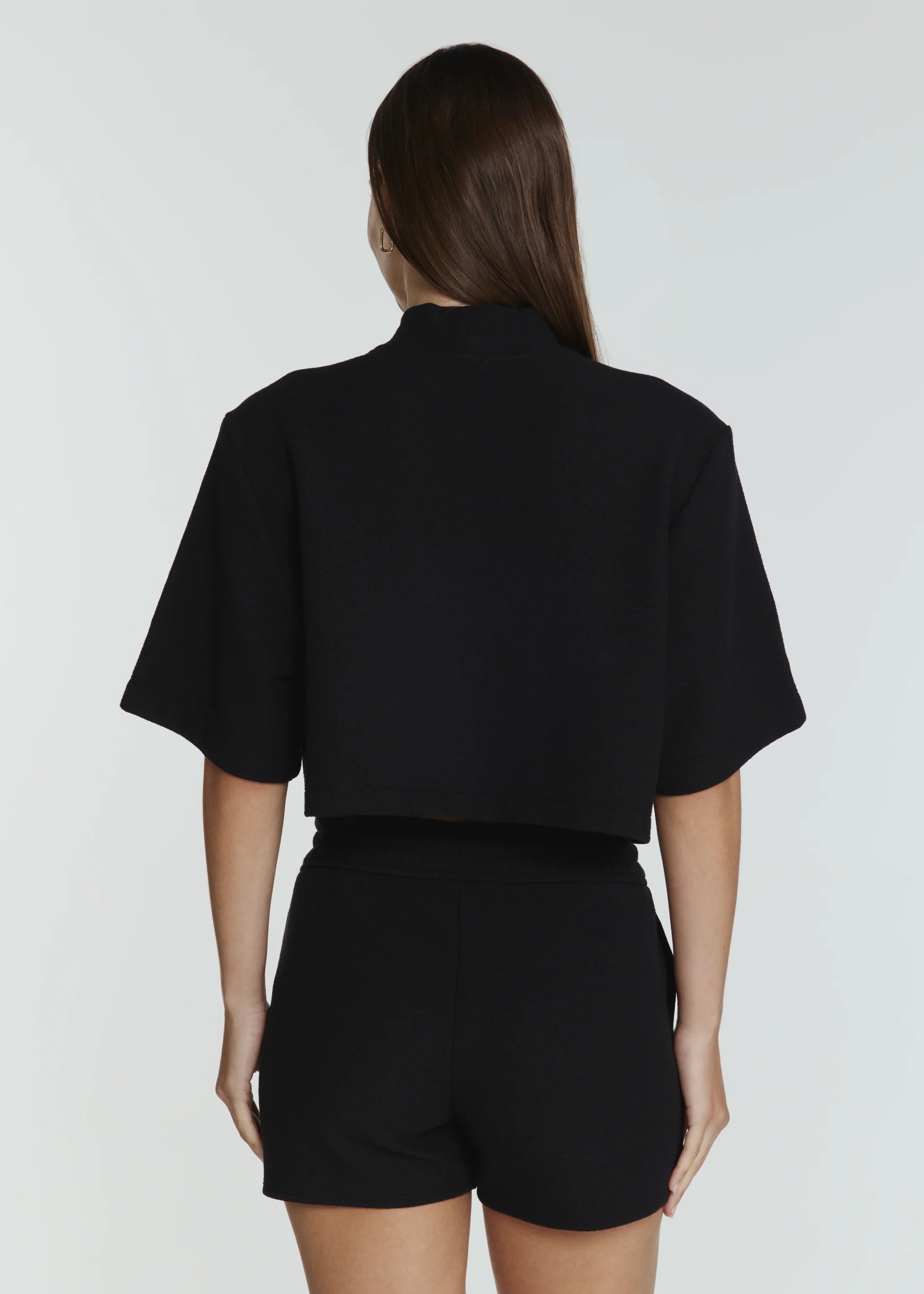 1 Ellis Short Sleeve Crop Top (7 Diamonds)