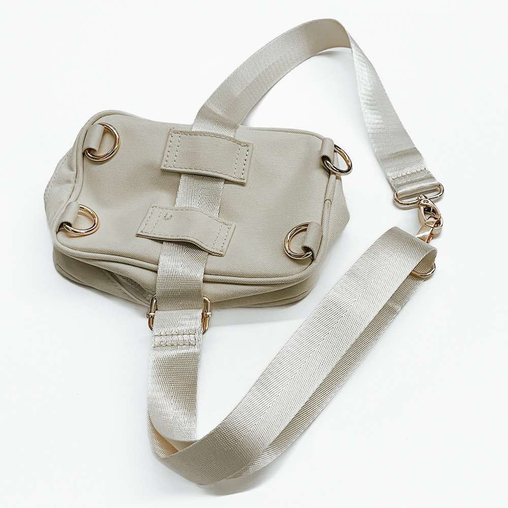 PRETTY SIMPLE Maya Messenger Bag