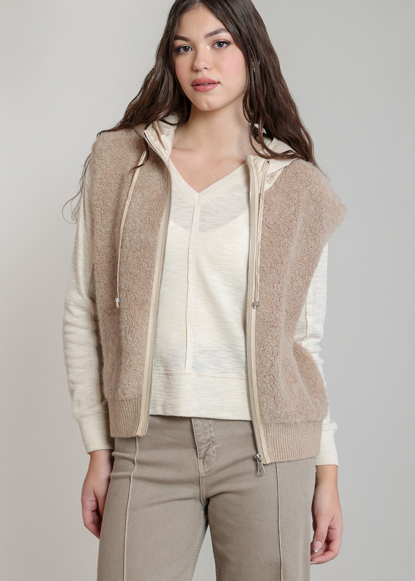 Hooded Boucle Vest (Dex)