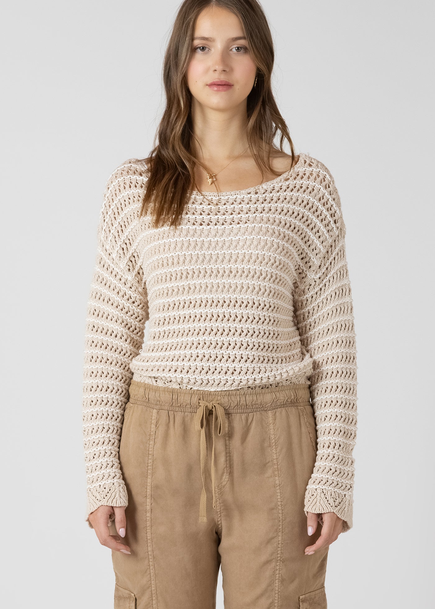 Scalloped Hem Open Stitch Sweater (Dex)