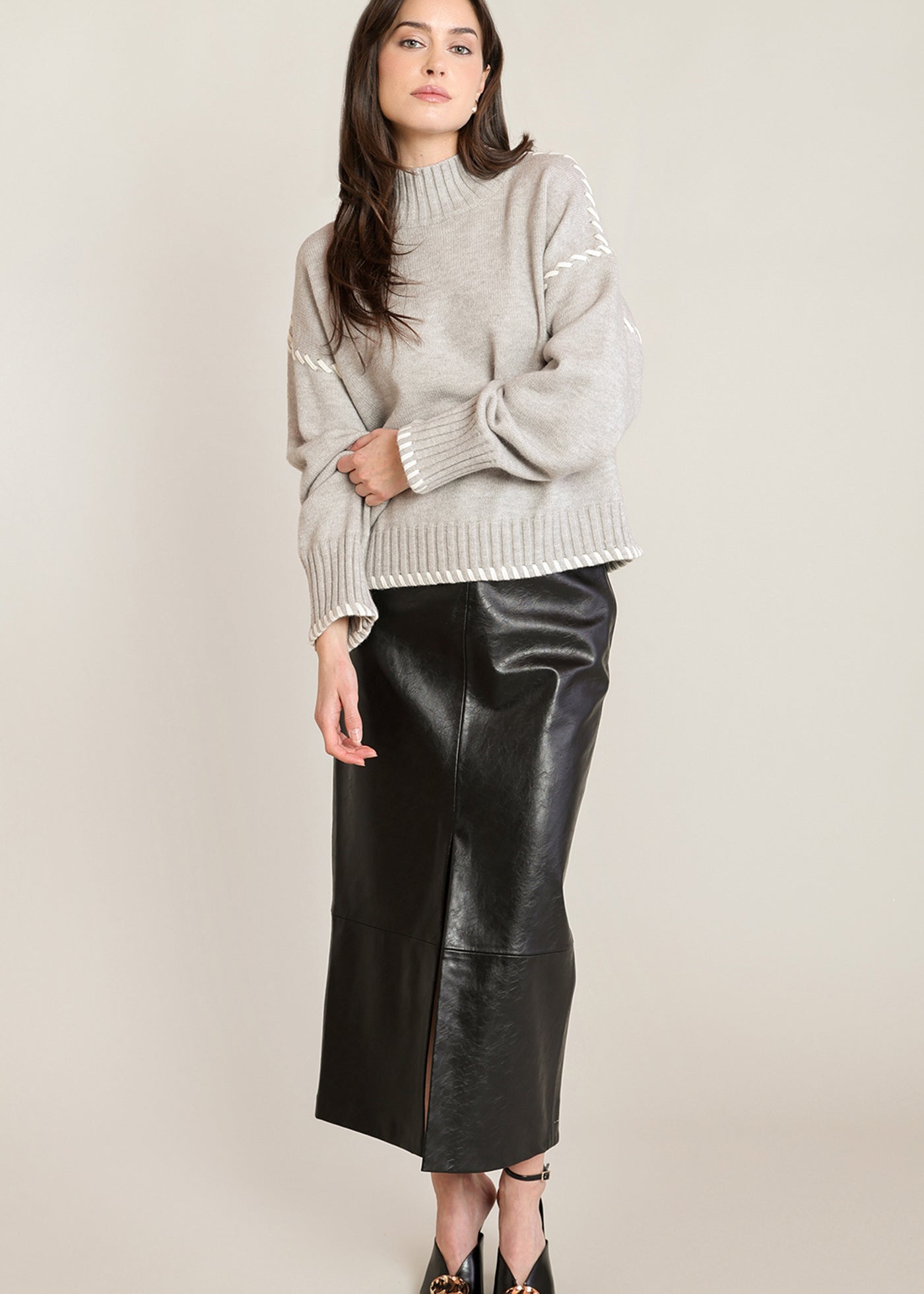 Stitch Turtleneck Sweater (Dex)