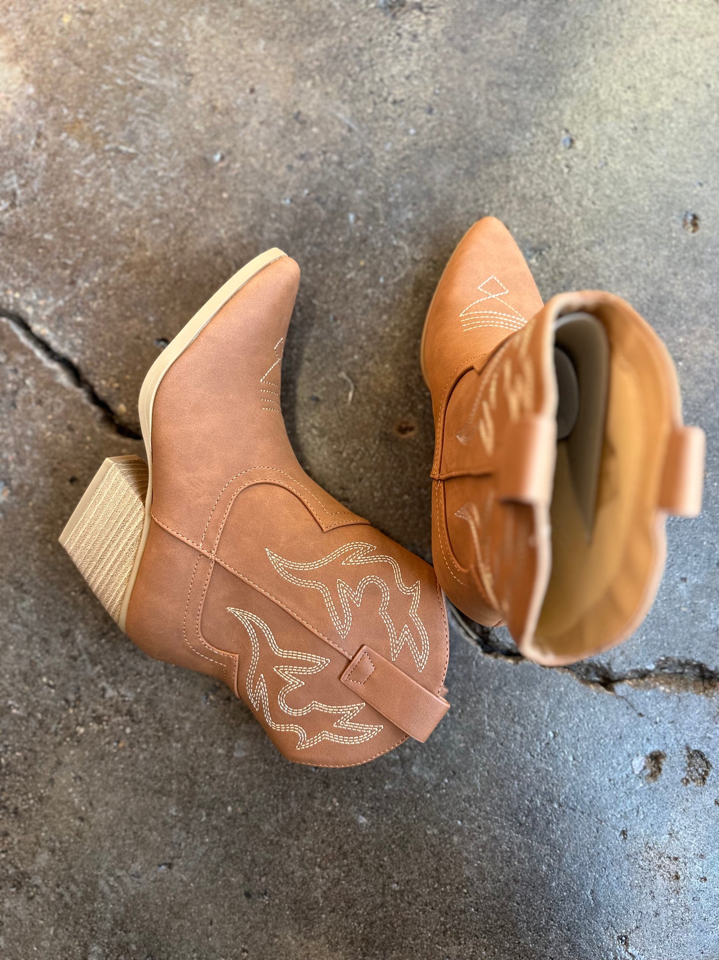 SODA "Blazing" Short Western Boot